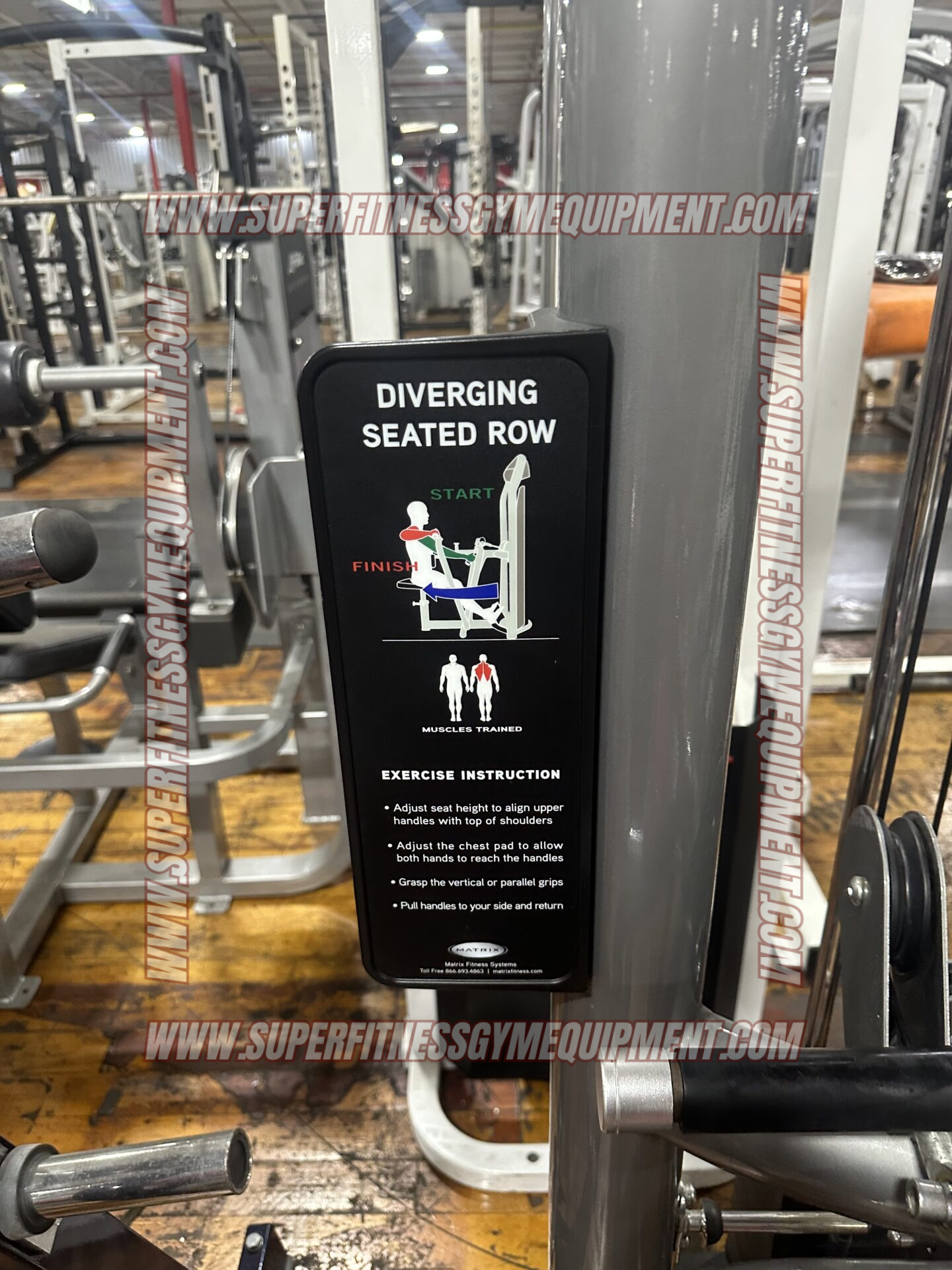 Matrix Diverging Seated Row - Superfitness Gym Equipment