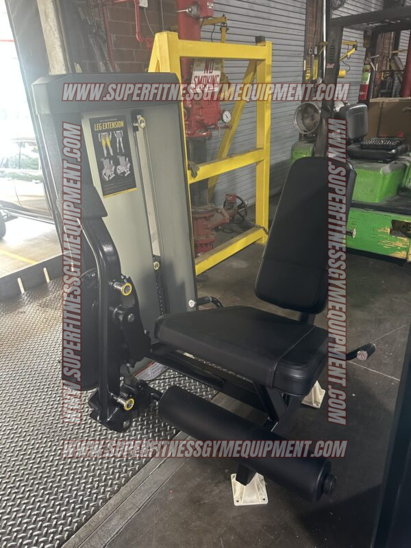 Freemotion Leg Extension and Prone Leg Curl - Image 4